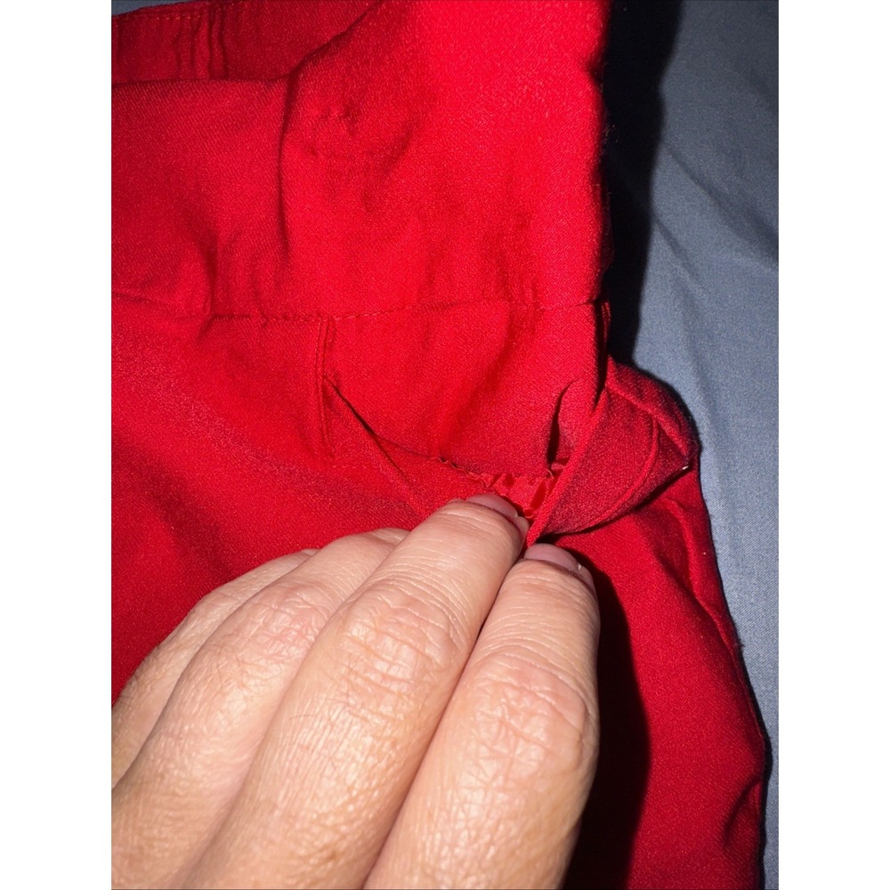 Women's‎ Size 6p Red Bermuda Shorts By Kim Rogers Pull On Elastic Tummy Control - Picture 4 of 8